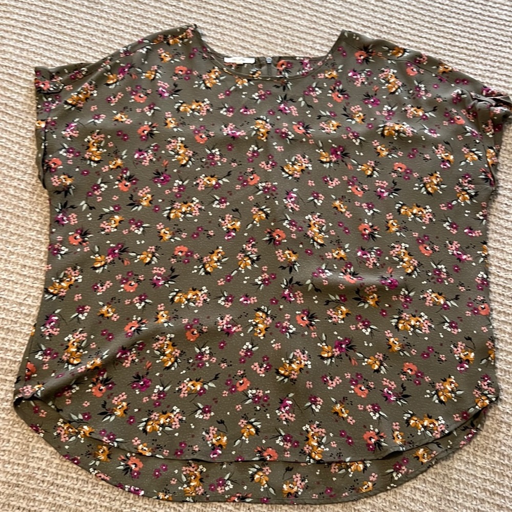 Maurices Women’s top. 1X